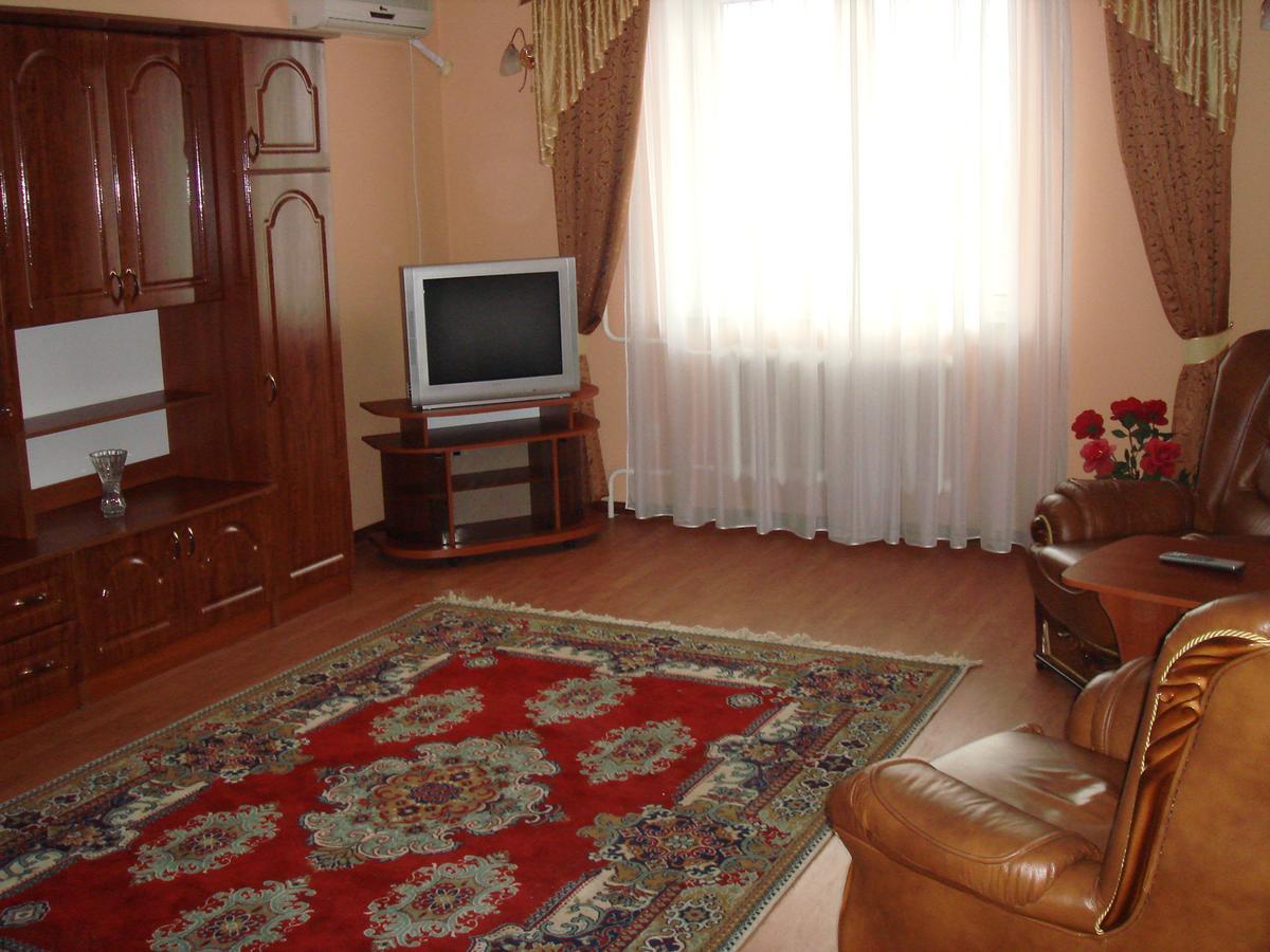 Hotel - Restaurant "Lion'S Heart" Velyka Omelyana Екстериор снимка