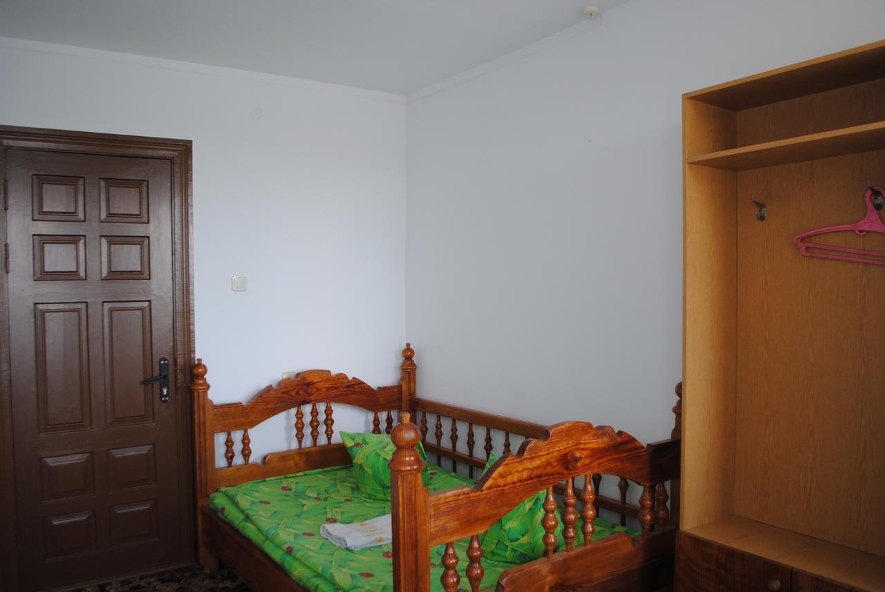 Hotel - Restaurant "Lion'S Heart" Velyka Omelyana Екстериор снимка