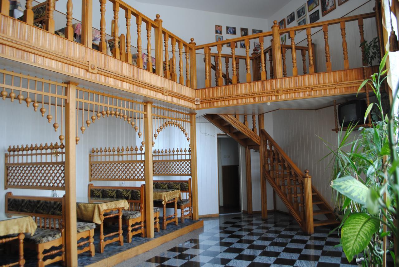 Hotel - Restaurant "Lion'S Heart" Velyka Omelyana Екстериор снимка