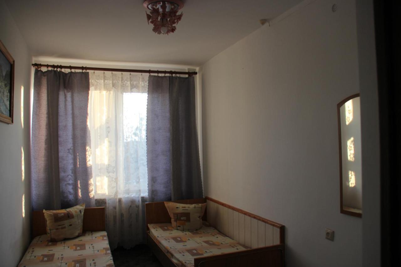 Hotel - Restaurant "Lion'S Heart" Velyka Omelyana Екстериор снимка